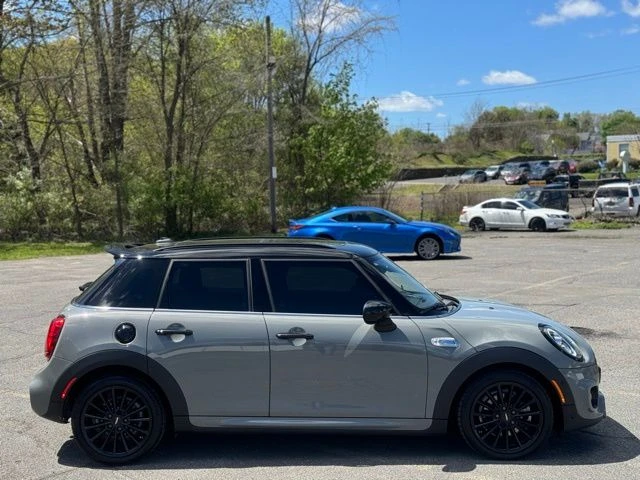2020 MINI Cooper S view 4