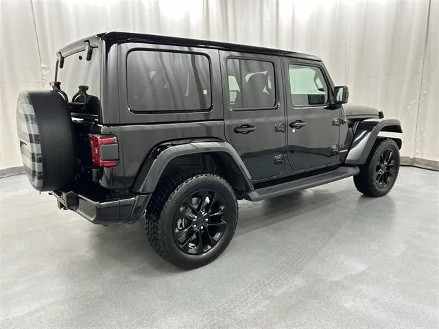 2020 Jeep Wrangler Unlimited view 4