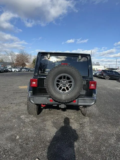 2022 Jeep Wrangler Unlimited view 4