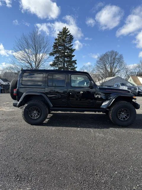 2022 Jeep Wrangler Unlimited view 5