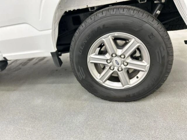 2025 Ford F-150 view 5