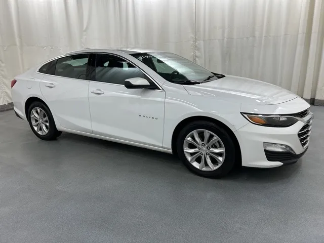 2023 Chevrolet Malibu - Image 1