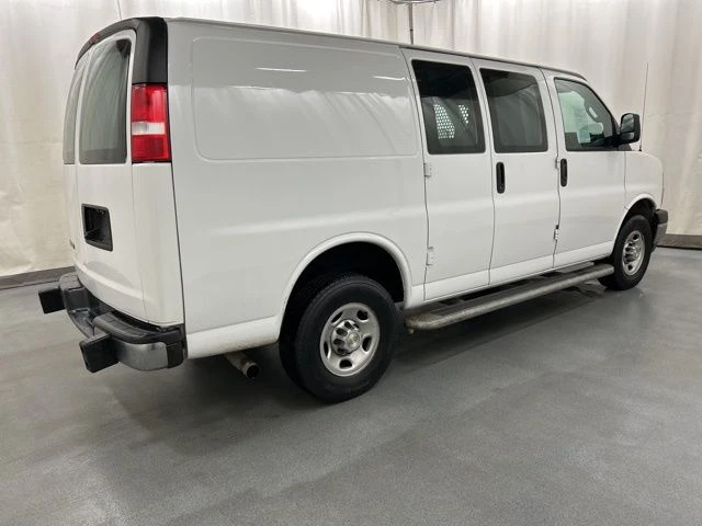 2023 Chevrolet Express 2500 view 4