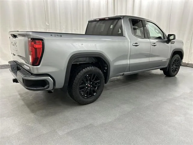 2023 GMC Sierra 1500 view 4