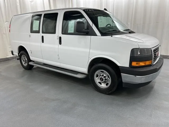 2024 GMC Savana Cargo