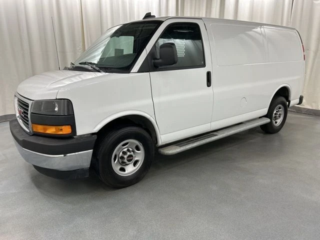 2024 GMC Savana 2500 view 2