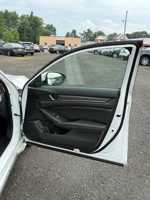 2022 Honda Accord EX-L photo 14