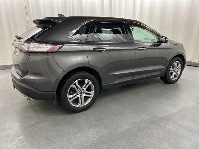 2018 Ford Edge view 4