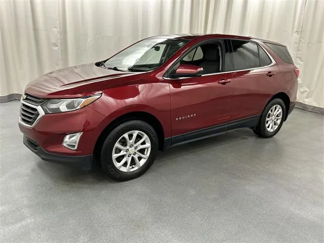 2020 Chevrolet Equinox view 2