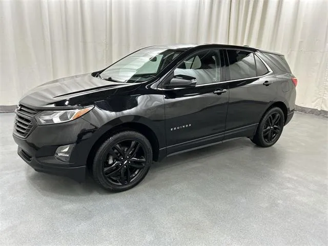 2020 Chevrolet Equinox view 2