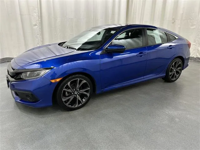 2020 Honda Civic Sedan view 2