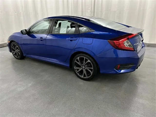 2020 Honda Civic Sedan view 3