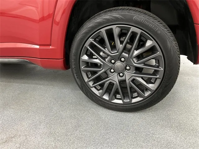 2023 Jeep Compass view 5