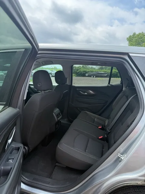 2024 Gmc Terrain SLE photo 12