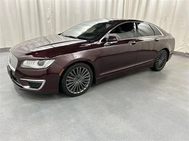 2017 Lincoln MKZ view 2