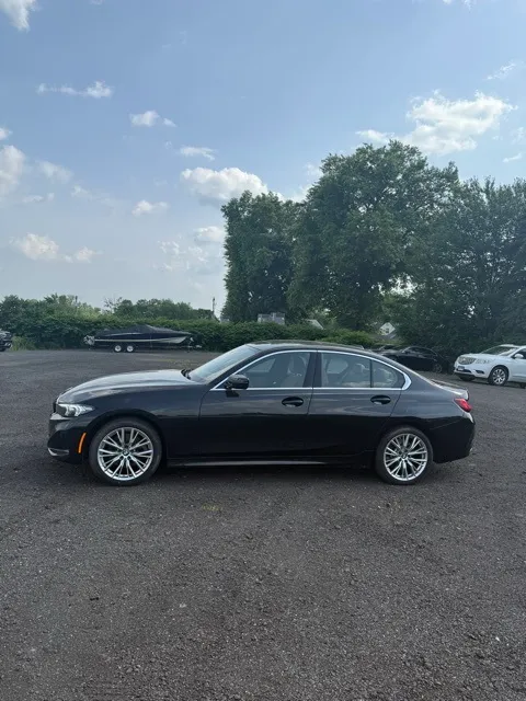2024 BMW 3 Series - Image 4