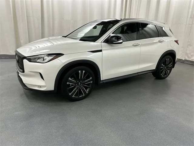 2022 INFINITI QX50 view 2