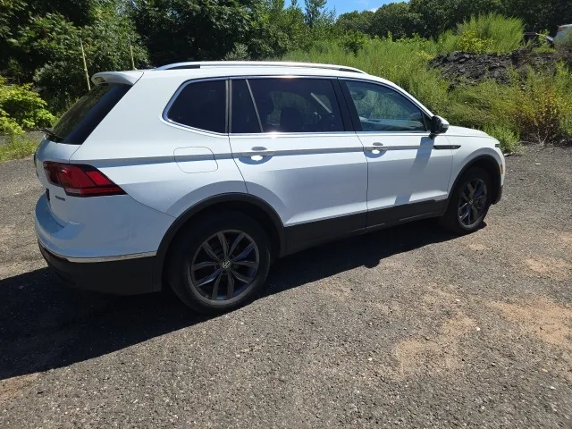 2024 Volkswagen Tiguan SE Wolfsburg Edition photo 4