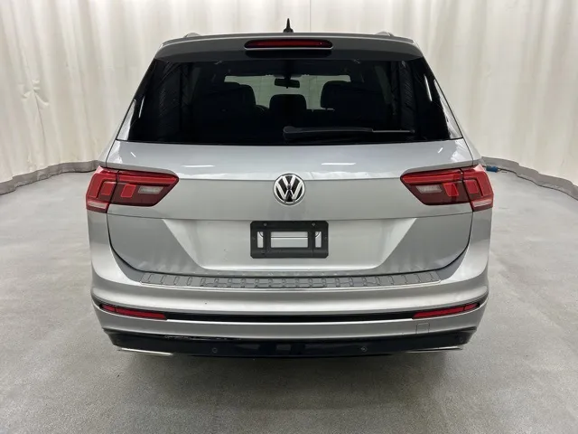 2019 Volkswagen Tiguan view 3