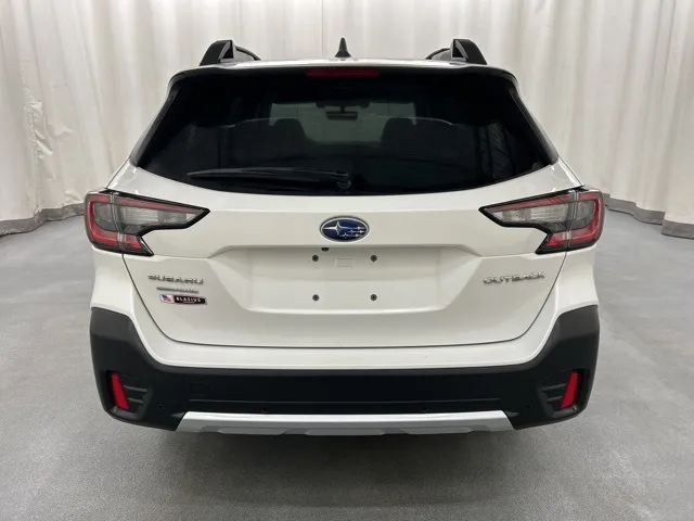 2022 Subaru Outback view 3