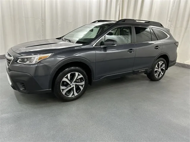 2021 Subaru Outback view 2