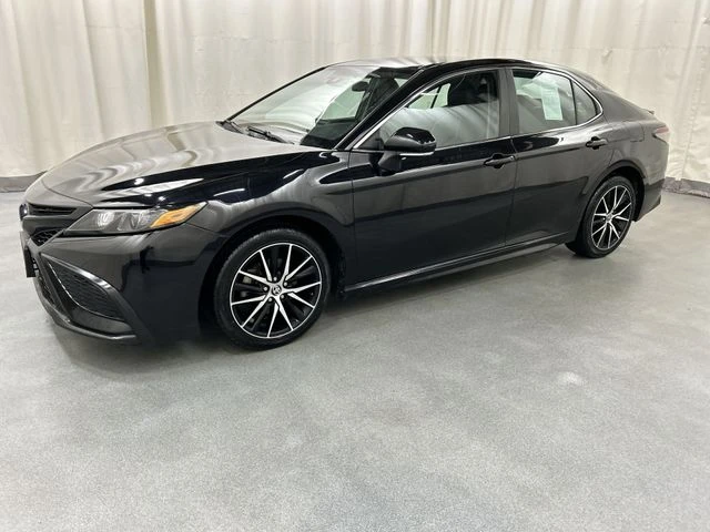 2023 Toyota Camry view 2