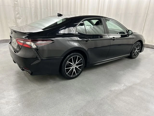 2023 Toyota Camry view 4