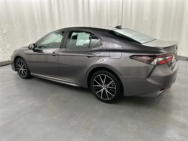 2024 Toyota Camry view 3