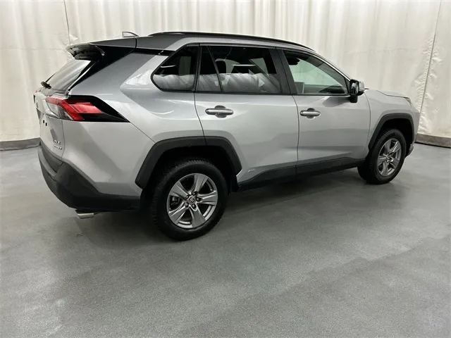 2023 Toyota RAV4 Hybrid view 4