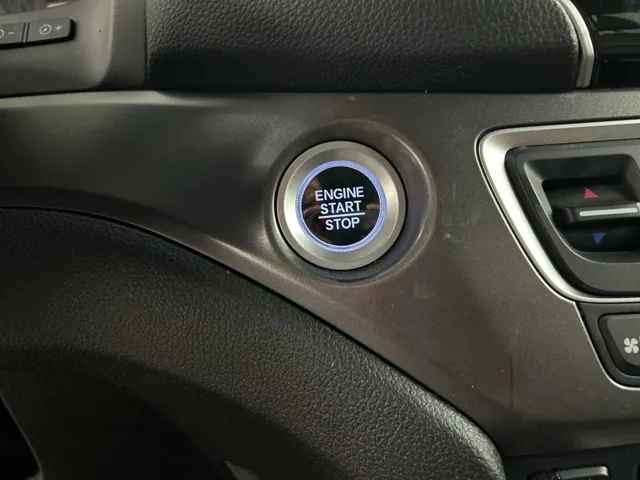 2022 Honda Pilot Special Edition photo 6
