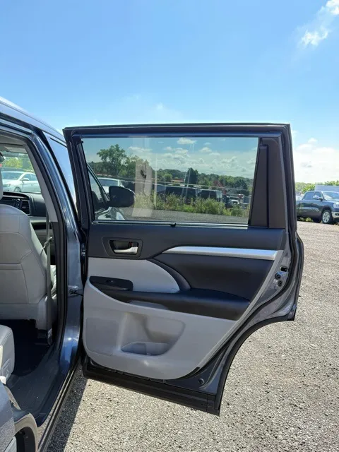 2019 Toyota Highlander XLE photo 13
