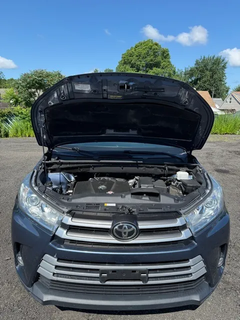 2019 Toyota Highlander XLE photo 17