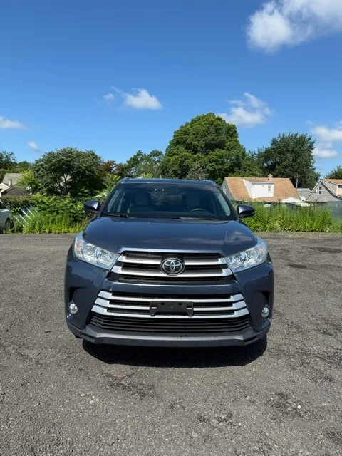2019 Toyota Highlander 2
