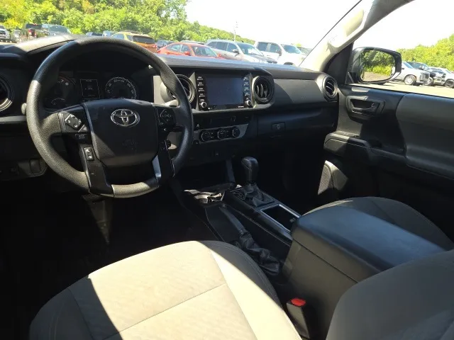 2021 Toyota Tacoma SR photo 12