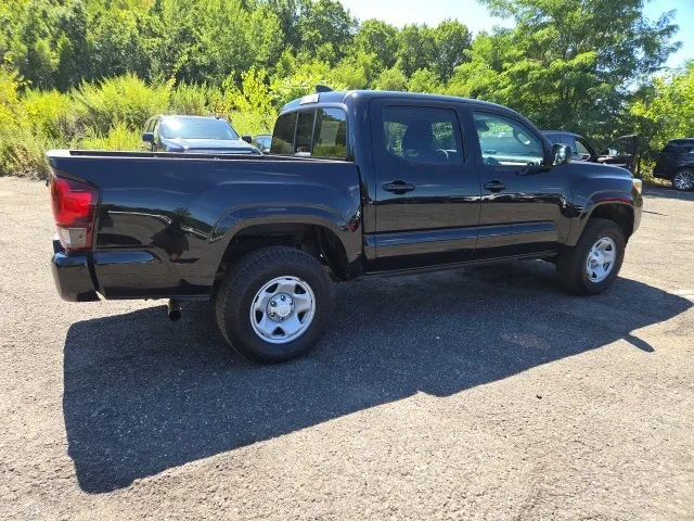 2021 Toyota Tacoma SR photo 4
