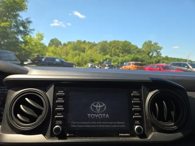2021 Toyota Tacoma SR photo 8