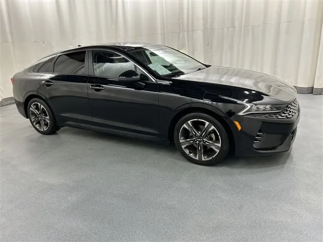 2022 Kia K5 1