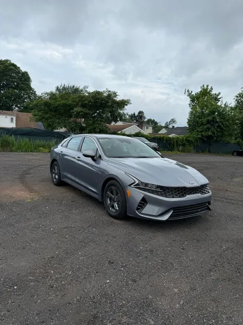2021 Kia K5 1