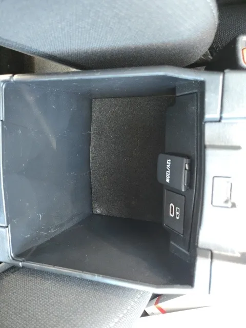 2024 Toyota Corolla LE photo 13