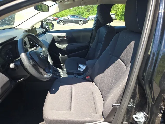 2024 Toyota Corolla LE photo 5