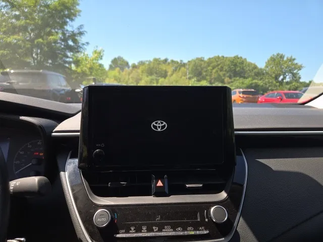 2024 Toyota Corolla LE photo 8