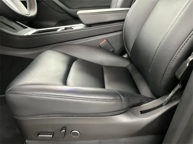 2022 Tesla Model Y Performance photo 19