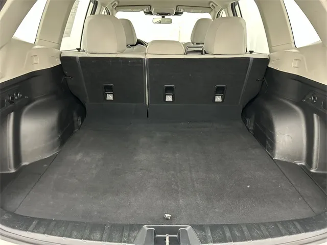 2022 Subaru Forester Base photo 7
