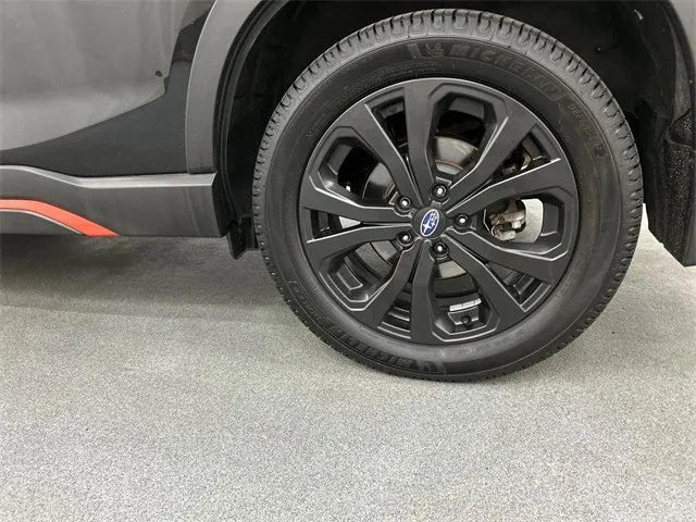 2020 Subaru Forester view 5