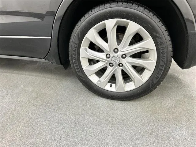 2018 Buick Envision view 5