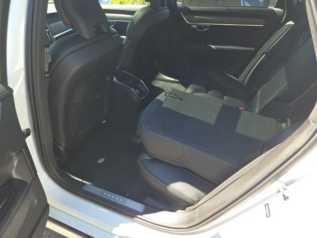 2022 Volvo S90 Inscription photo 16