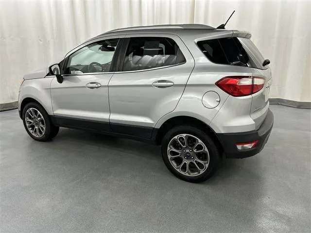 2019 Ford EcoSport view 3