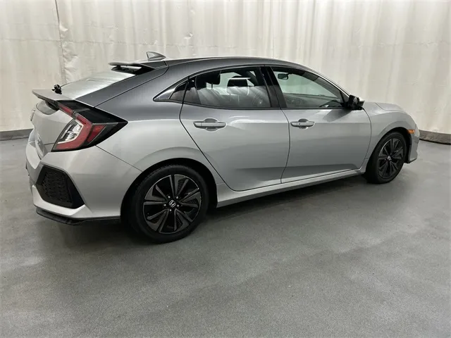2017 Honda Civic view 4