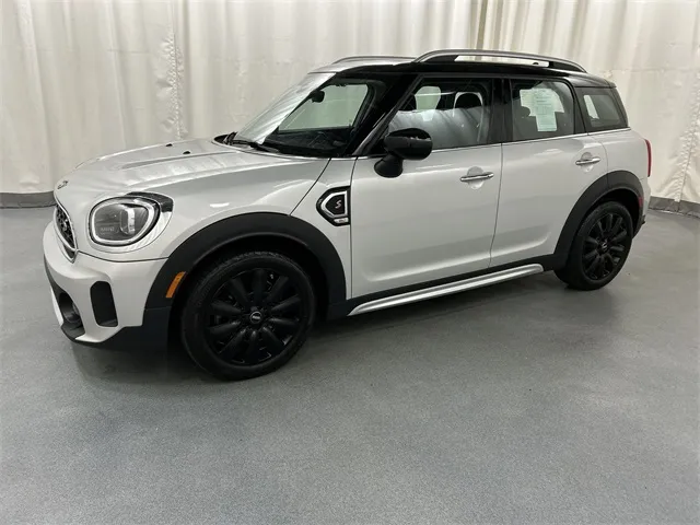 2023 MINI Cooper S Countryman - Image 2