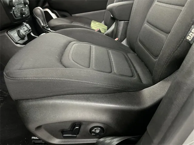 2021 Jeep Renegade Latitude photo 18